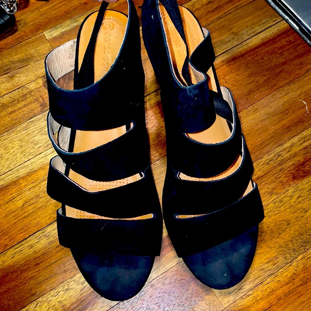 Women’s wedged sandal